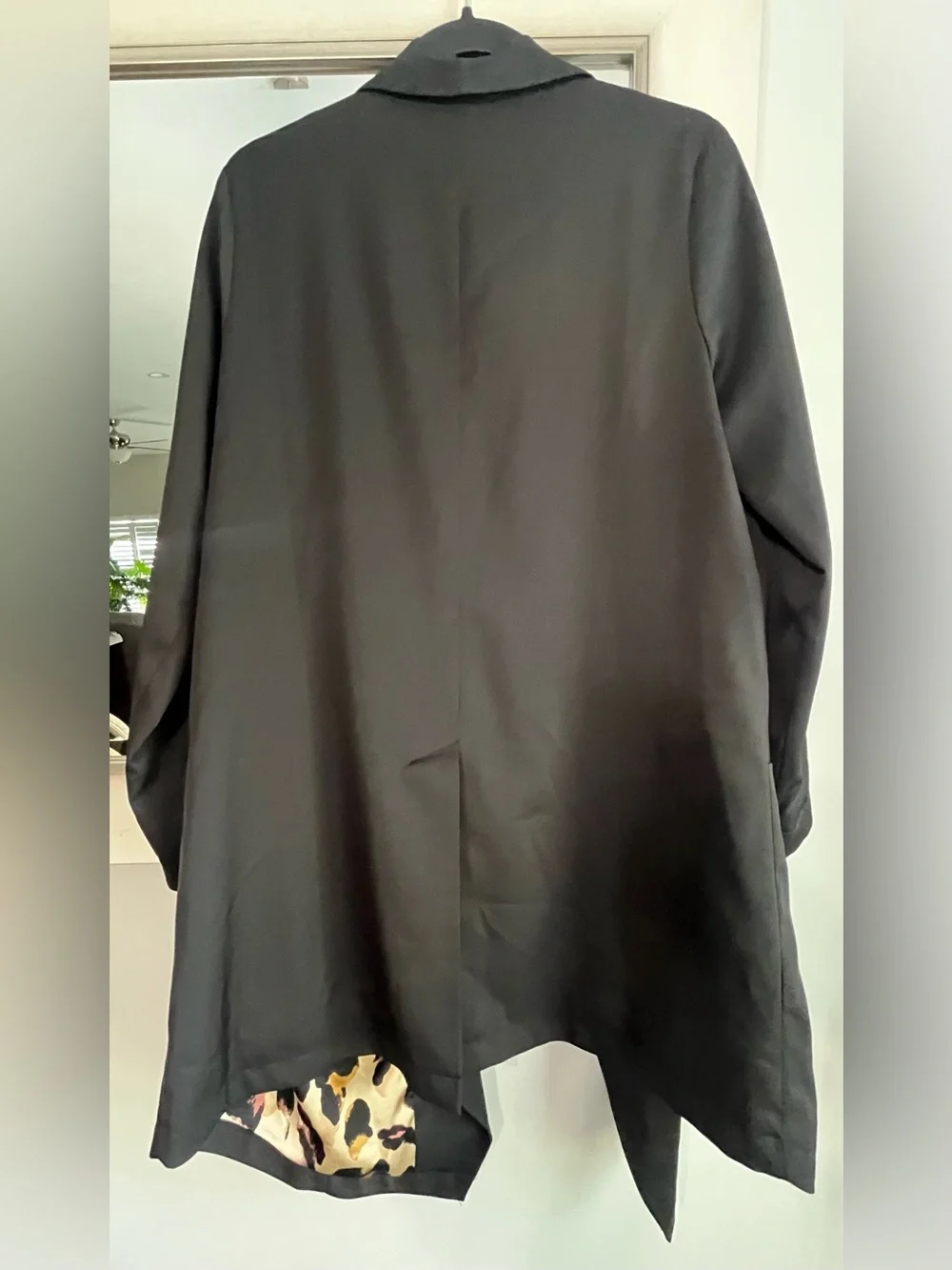 Amaryllis X Ashlee Nichols Black Open-Front Blazer with Leopard Lining Size L
